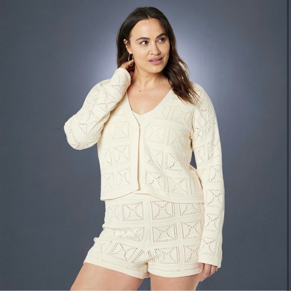 The Drop Cream Crochet Cardigan & Shorts set, NWT - women’s XL Lounge Swim Cover